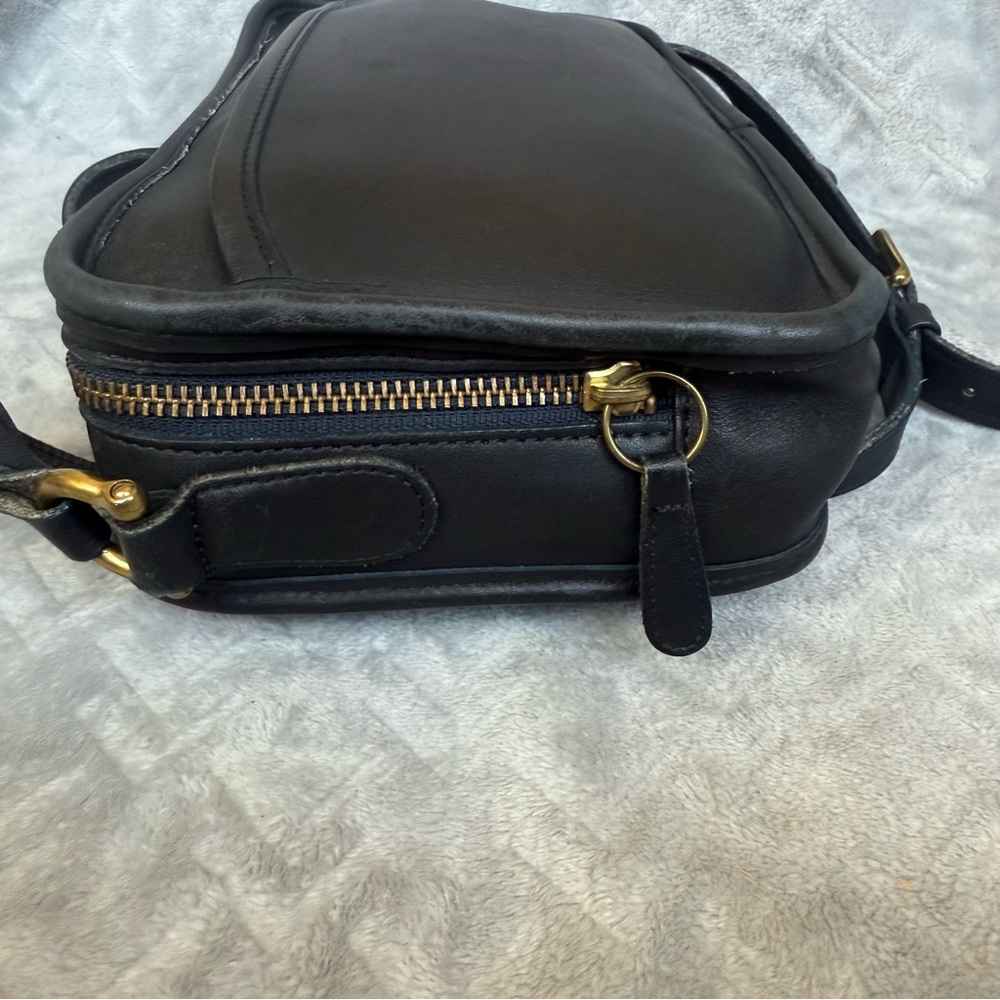 Coach Swingpack Crossbody Style 9974 in Signature Leather Black - Picture 8 of 13